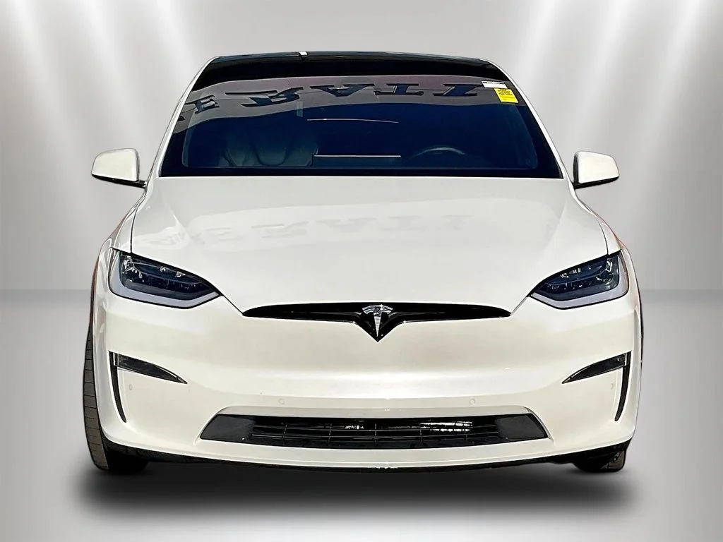 Used 2022  Tesla Plaid image 2