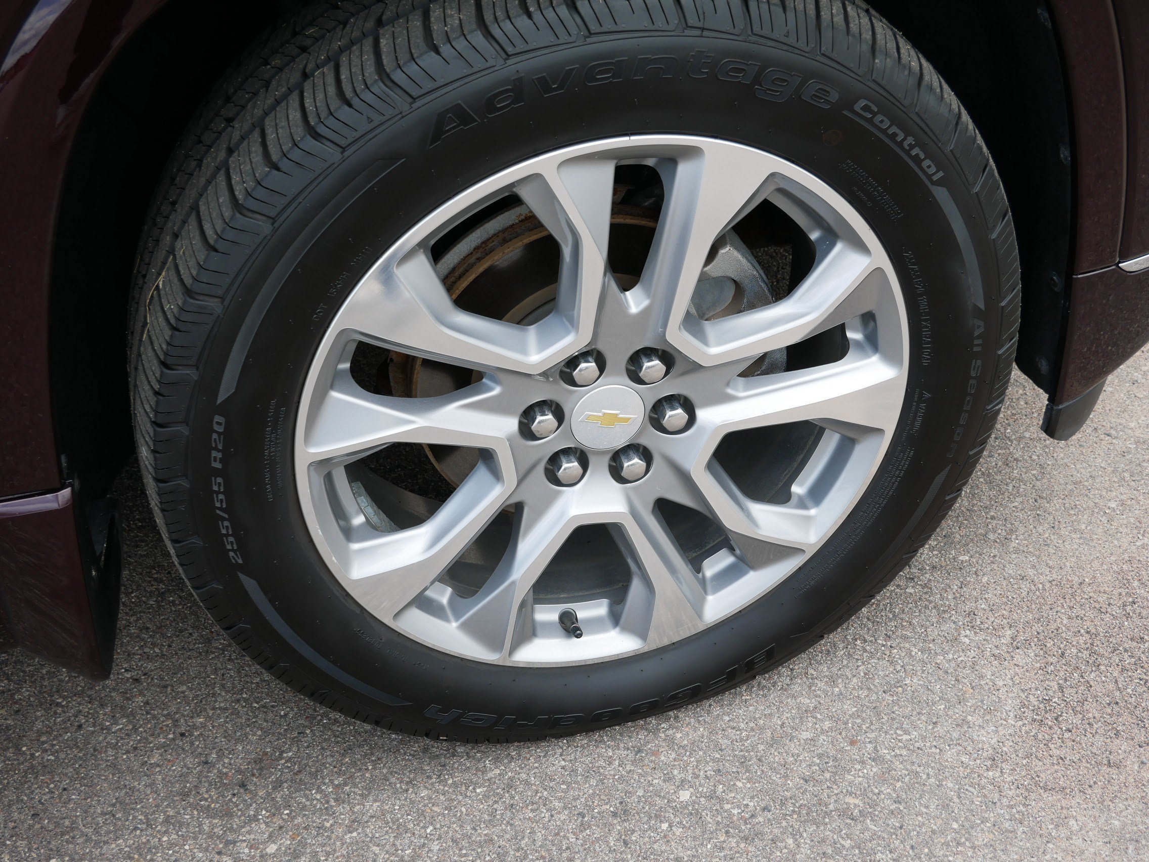 Used 2018 Black Currant Metallic Chevrolet Premier image 15
