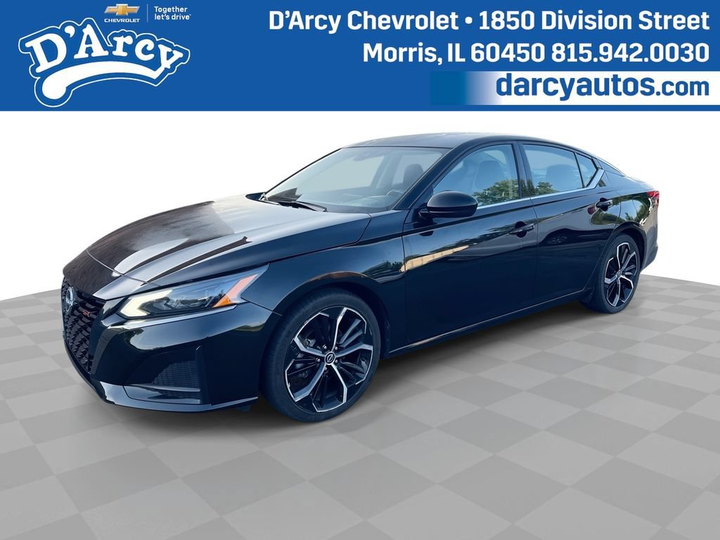 Used 2024 Black Nissan 2.5 SR image 1
