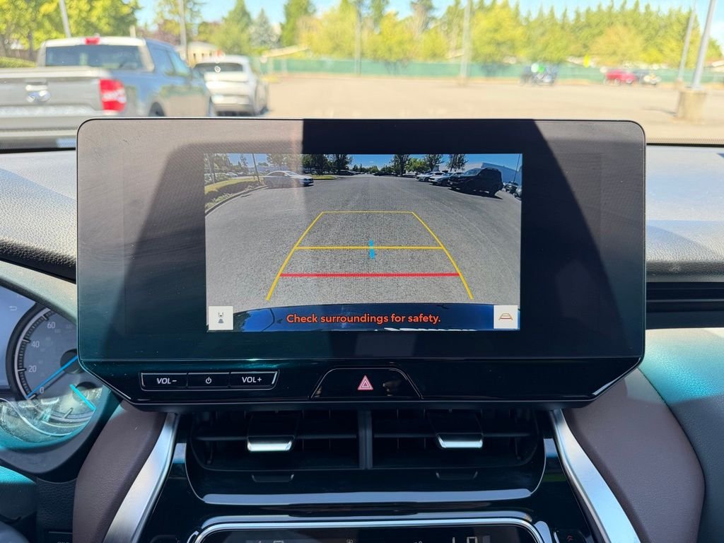 Used 2023 Black Toyota XLE image 23