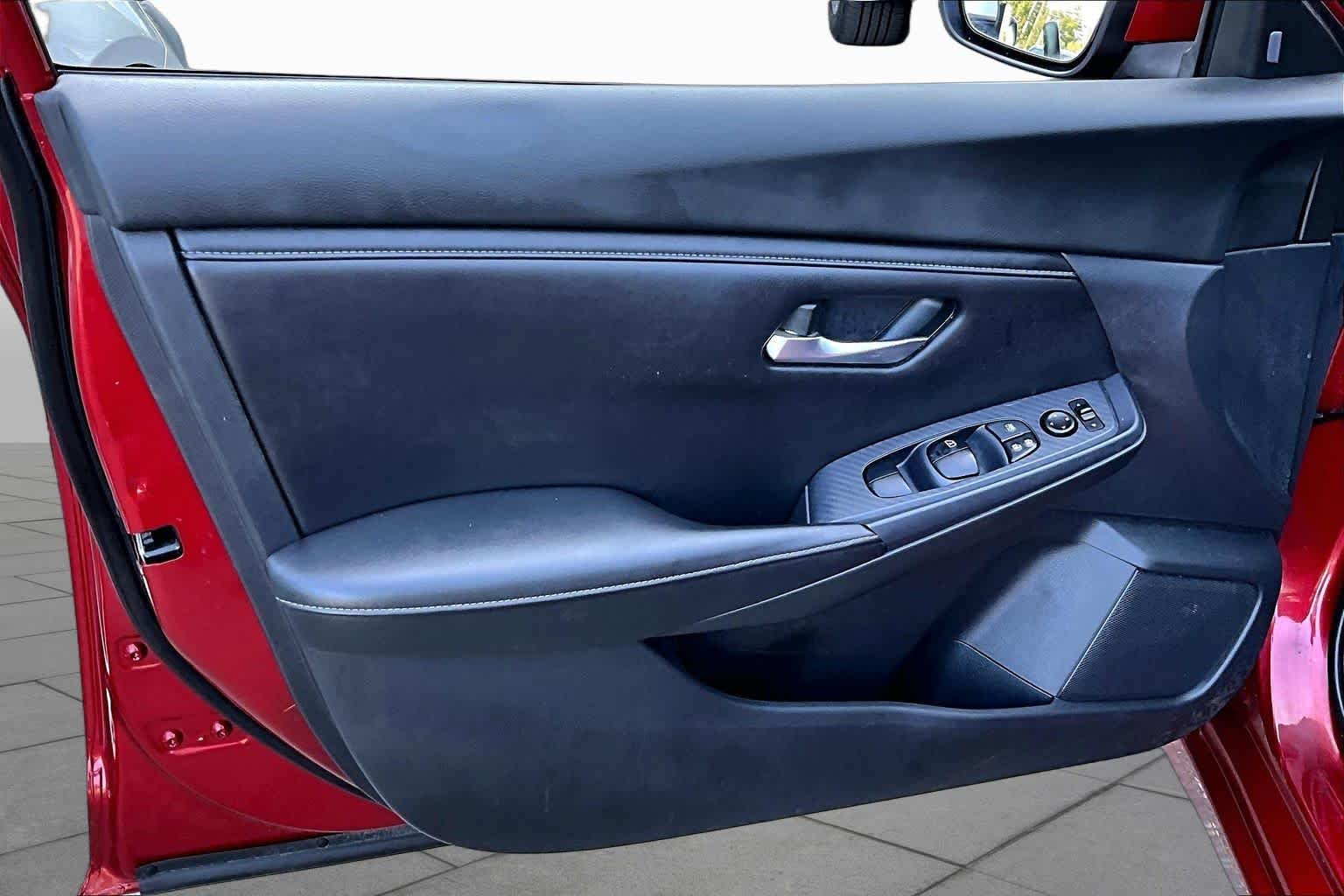 Used 2020 Scarlet Ember Tintcoat Nissan SV image 20