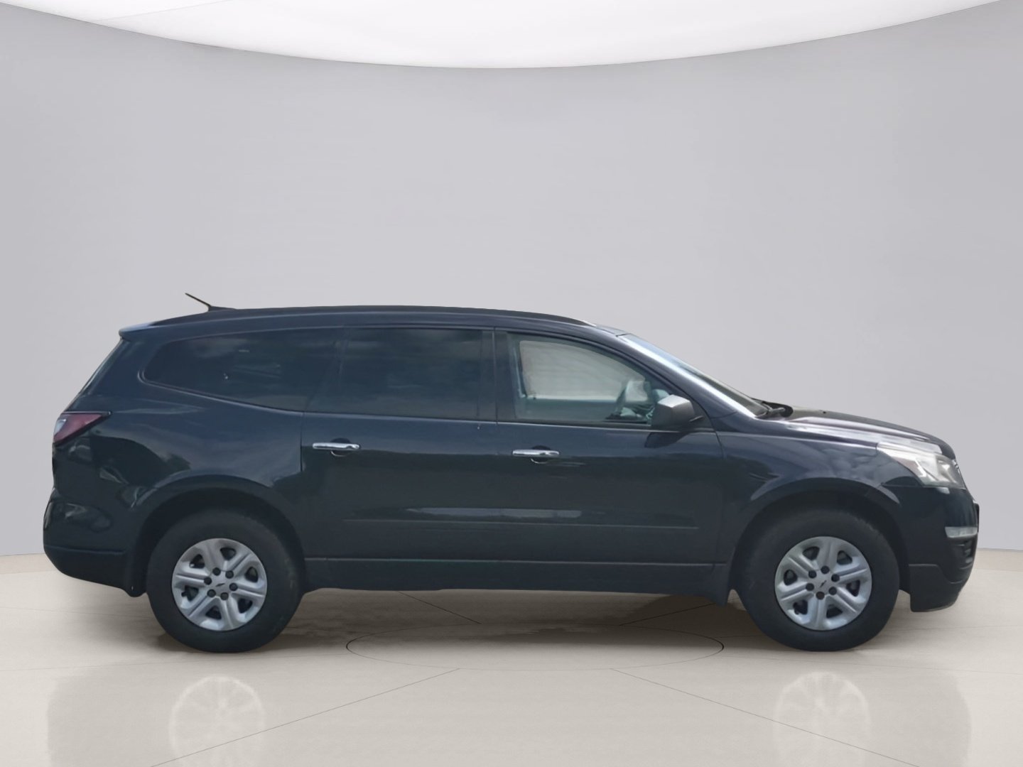 2017 Chevrolet Traverse LS - Photo 6