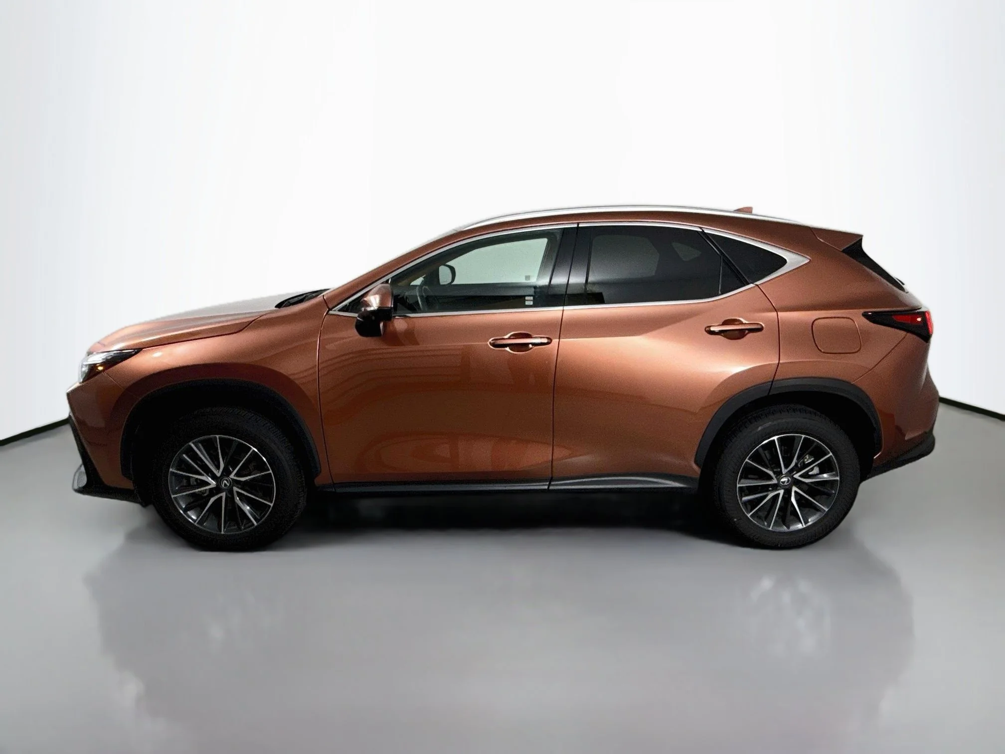 Certified Used 2025 COPPER CREST Lexus 350 Premium image 4