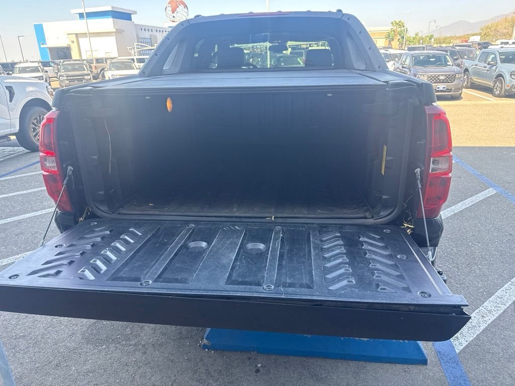 Used 2007 Black Chevrolet LTZ image 5