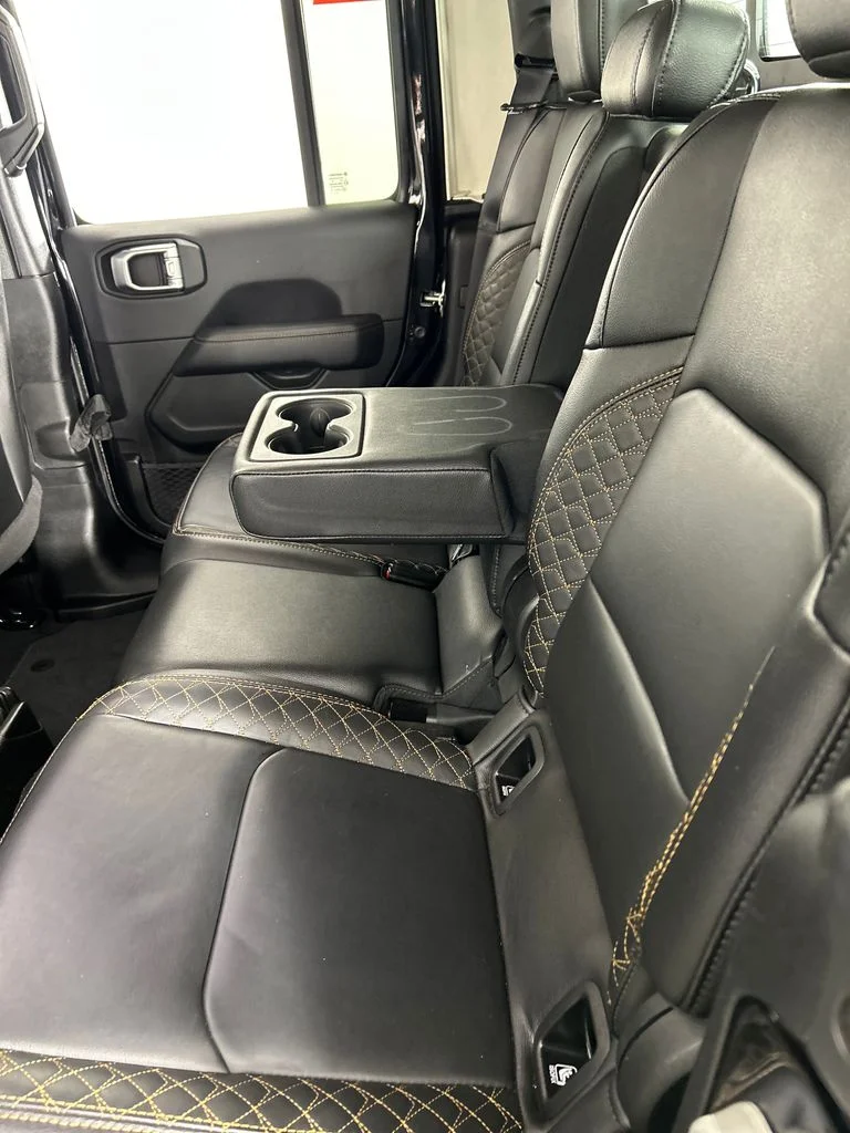 Used 2023 Black Jeep Overland image 18