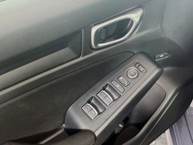 Certified Used 2024  Honda Sport image 15