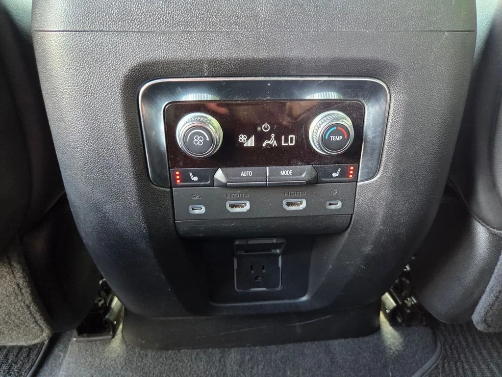Used 2023 Black GMC Denali Ultimate image 21