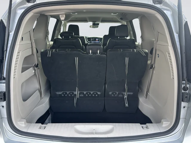 Used 2024 Silver Chrysler Touring L image 30