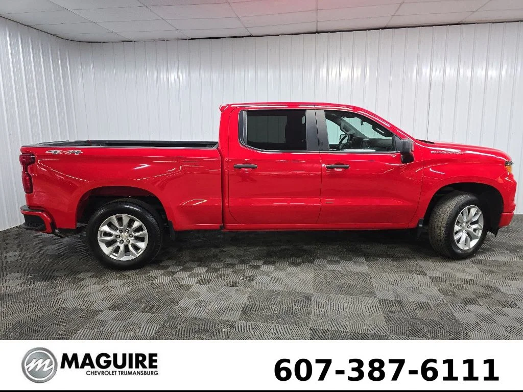 Used 2023 Red Chevrolet Custom image 2
