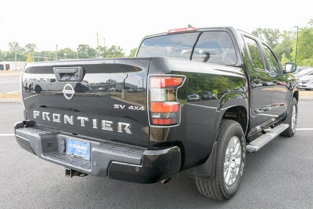 Used 2022 Black Nissan SV image 6