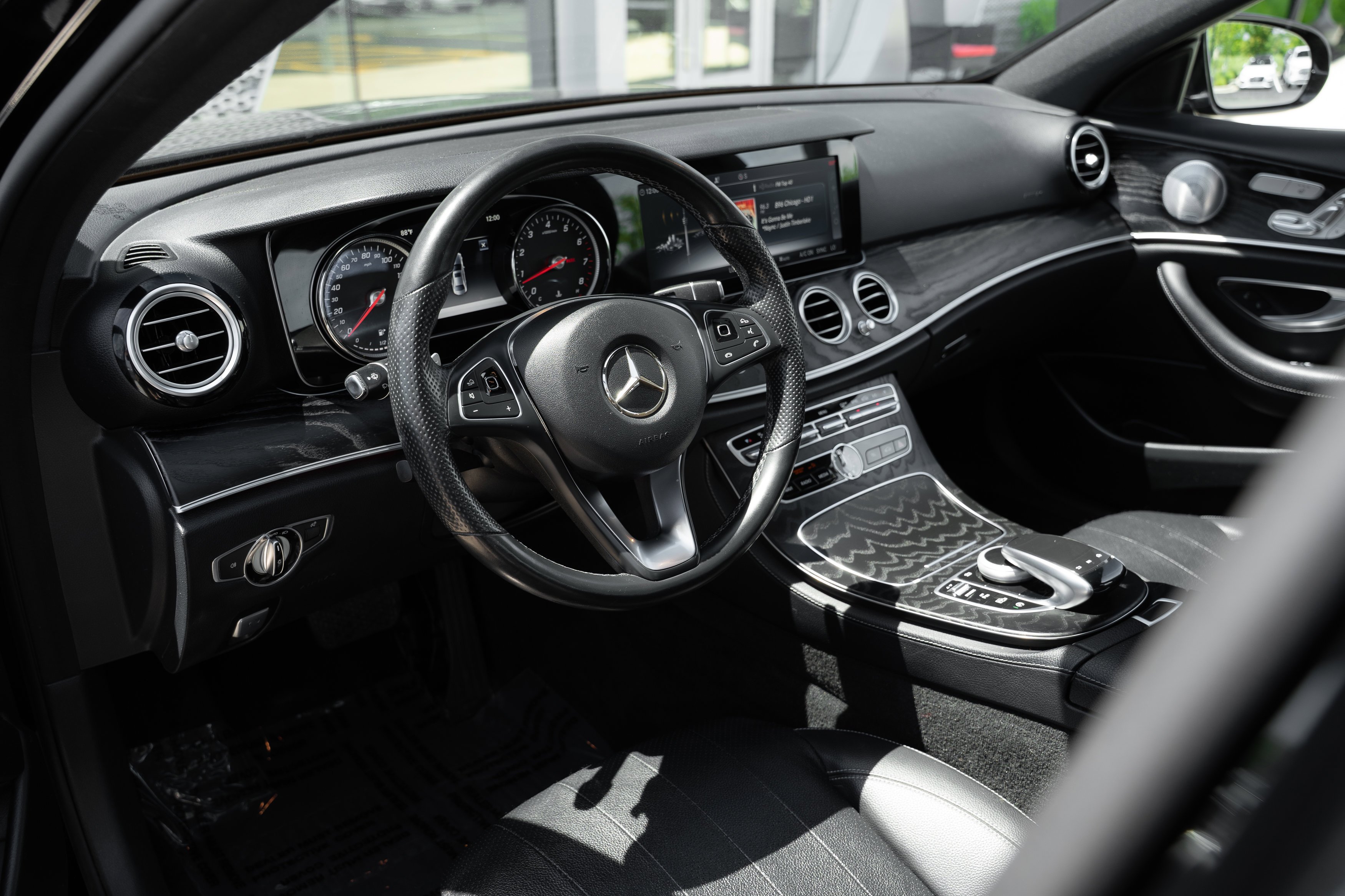 Used 2018 Black Mercedes-Benz E 300 image 10