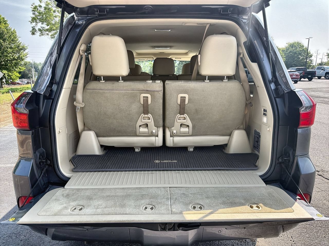 Used 2019 Gray Lexus Two-Row image 21