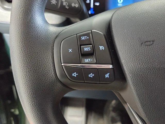 Used 2025 Green Ford XLT image 22