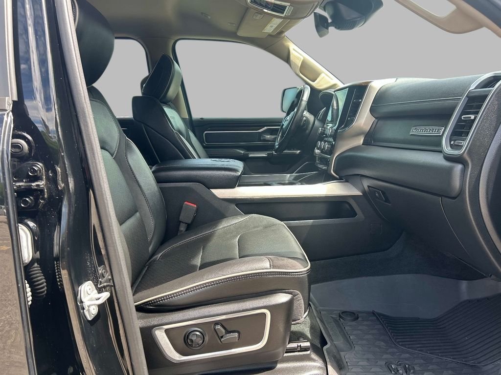 Used 2021 Black Ram Laramie image 19