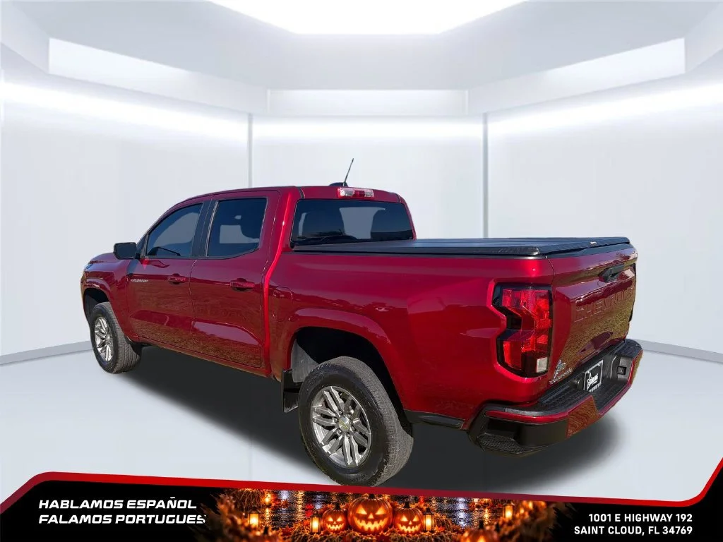 Used 2023 RADIANT RED TINTCOAT Chevrolet 2WD LT image 3