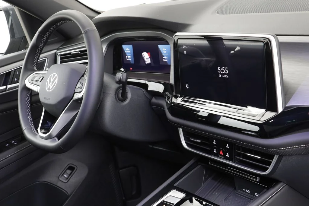New 2026 Gray Volkswagen 2.0T SE w/Technology image 22