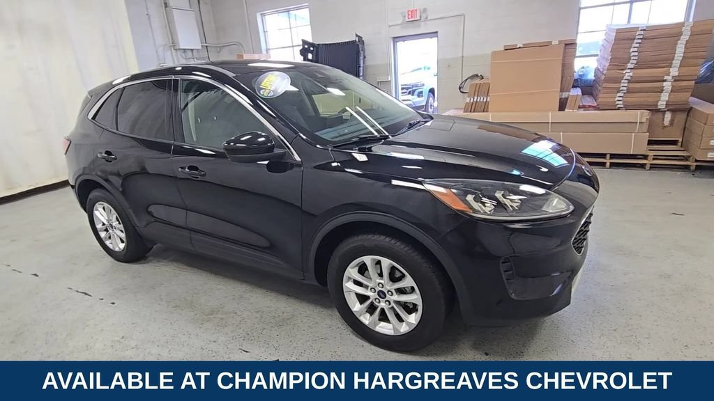 Used 2020 Ford Escape SE with VIN 1FMCU9G63LUC26963 for sale in Royal Oak, MI