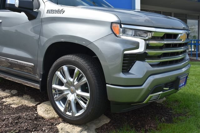 2026 Chevrolet Silverado 1500 High Country - Photo 12