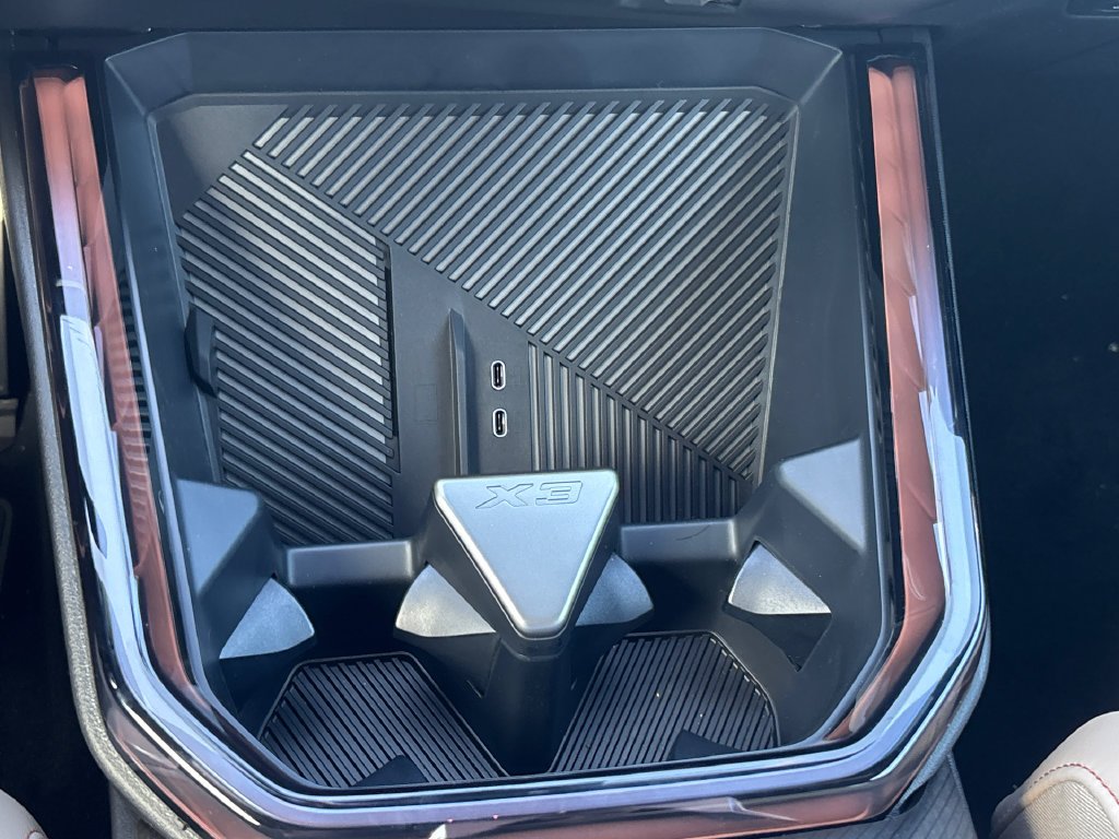 New 2026 Mineral White Metallic BMW 30 xDrive image 27