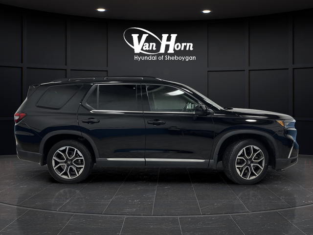 Used 2023 Black Honda Touring image 2