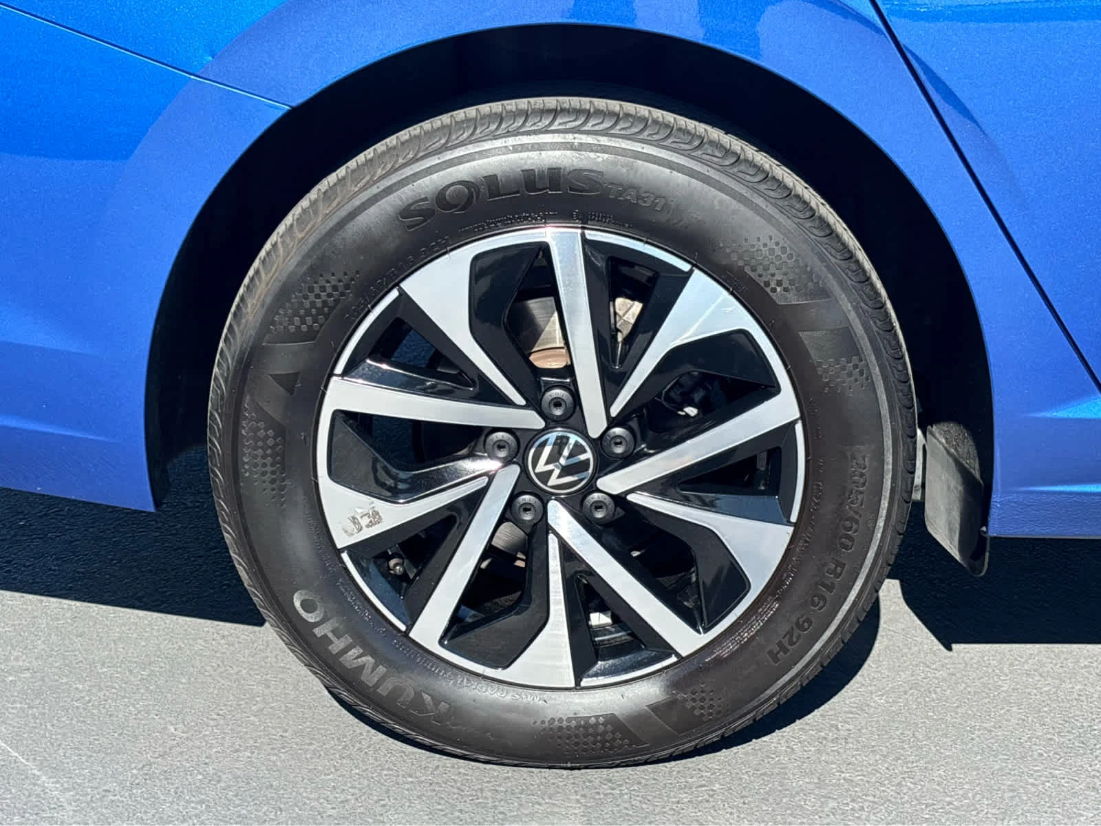 Certified Used 2023 Rising Blue Metallic Volkswagen S image 26