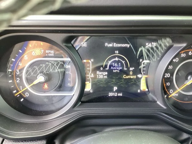 Certified Used 2025 Crystal Metallic Jeep Sahara image 17