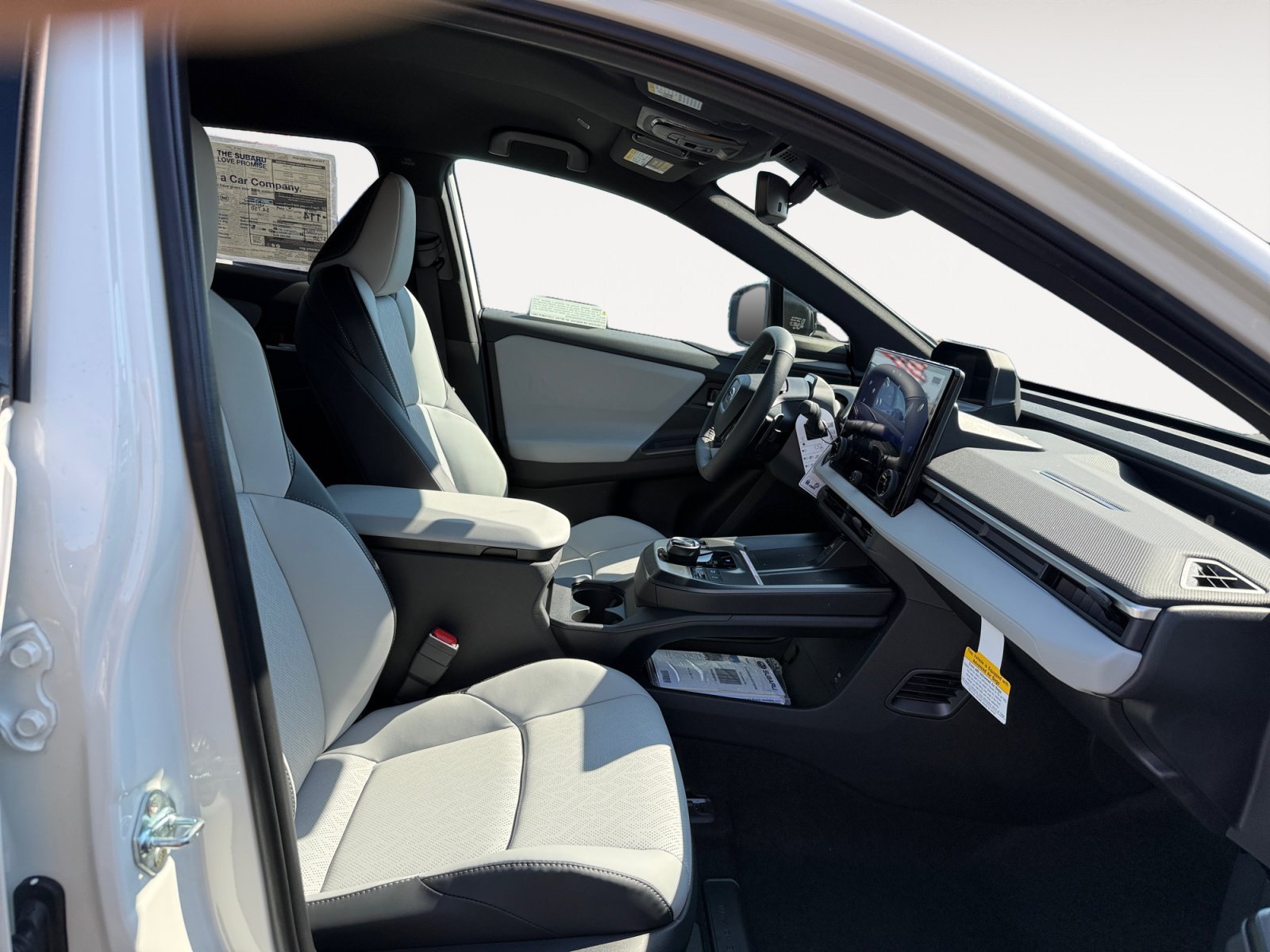 New 2026 CRYSTAL WHITE PEARL Subaru Limited image 19