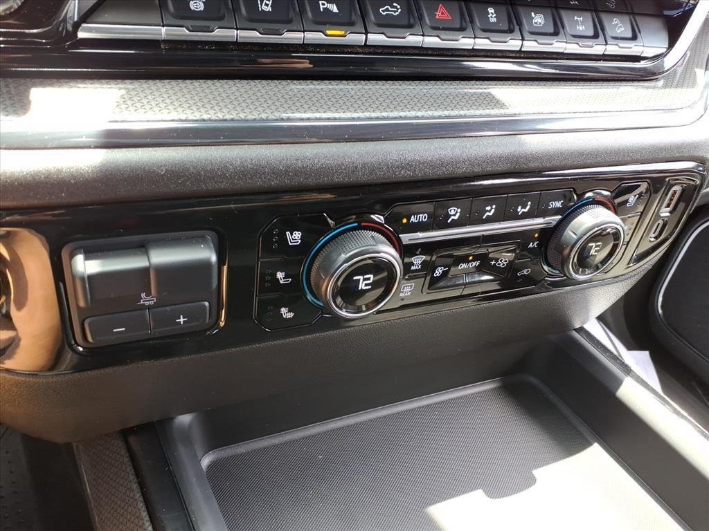 Used 2024 Black Chevrolet ZR2 image 18