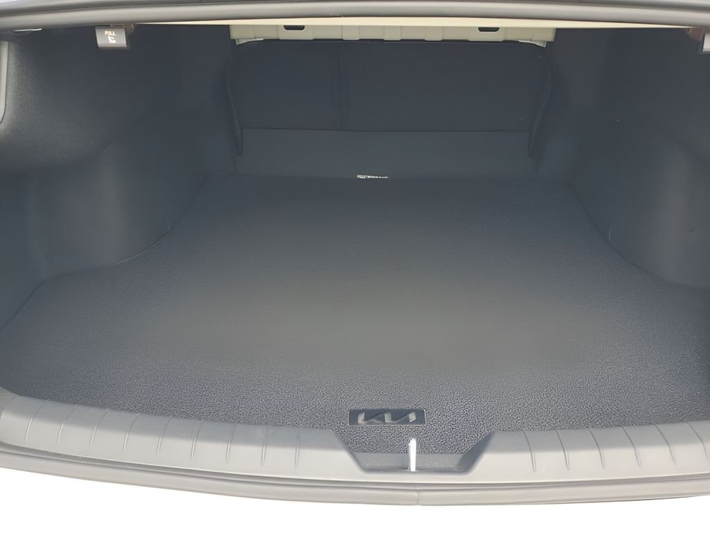 Certified Used 2026 White Kia GT-Line image 9