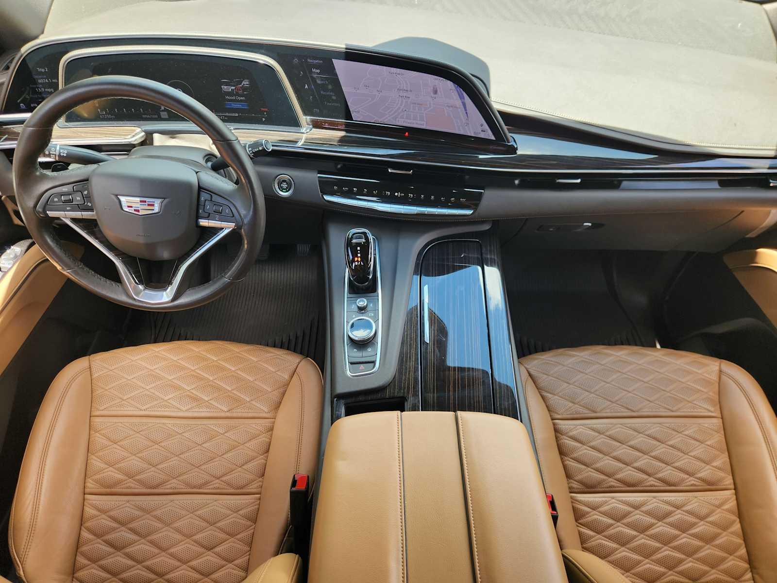 Used 2021 Crystal White Tricoat Cadillac Premium Luxury image 24