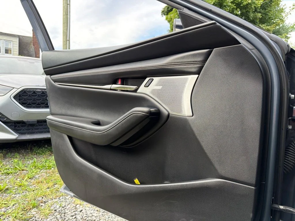 Used 2021 Gray Mazda Premium Plus image 28