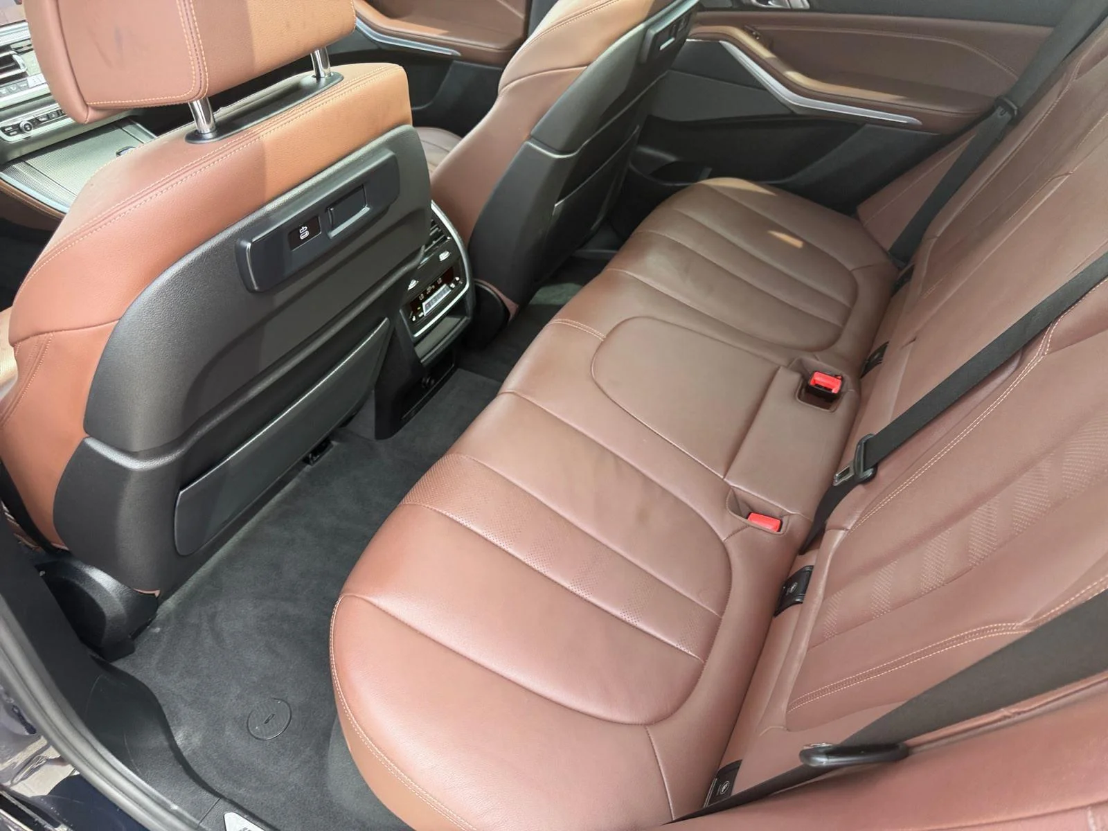 Used 2022 Carbon Black Metallic BMW M50i image 40