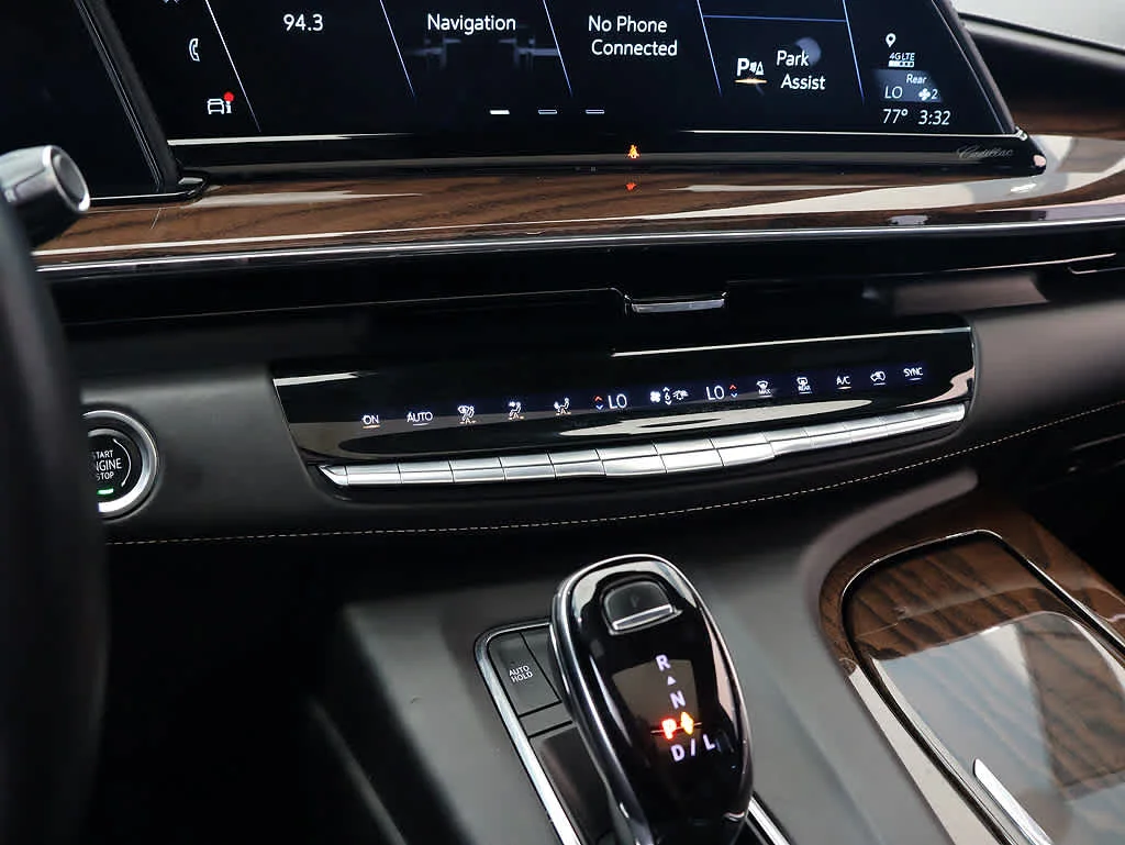 Used 2021 BLACK RAVEN Cadillac Sport Platinum image 24