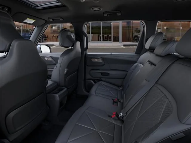 New 2027 Glacial White Pearl Kia EX image 18