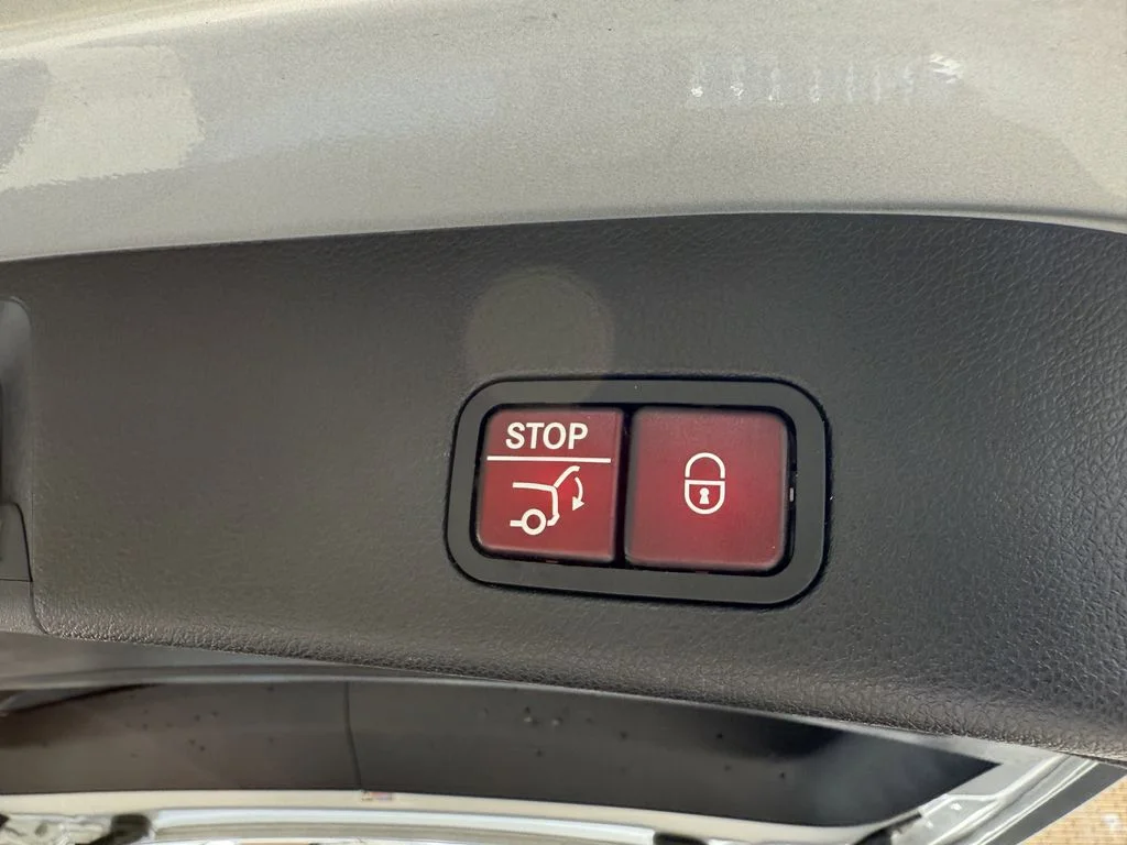Used 2018 Tenorite Gray Metallic Mercedes-Benz GLS 450 image 33
