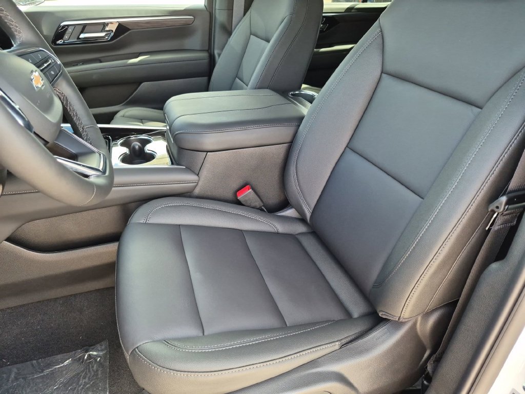 2026 Chevrolet Tahoe LT - Photo 15