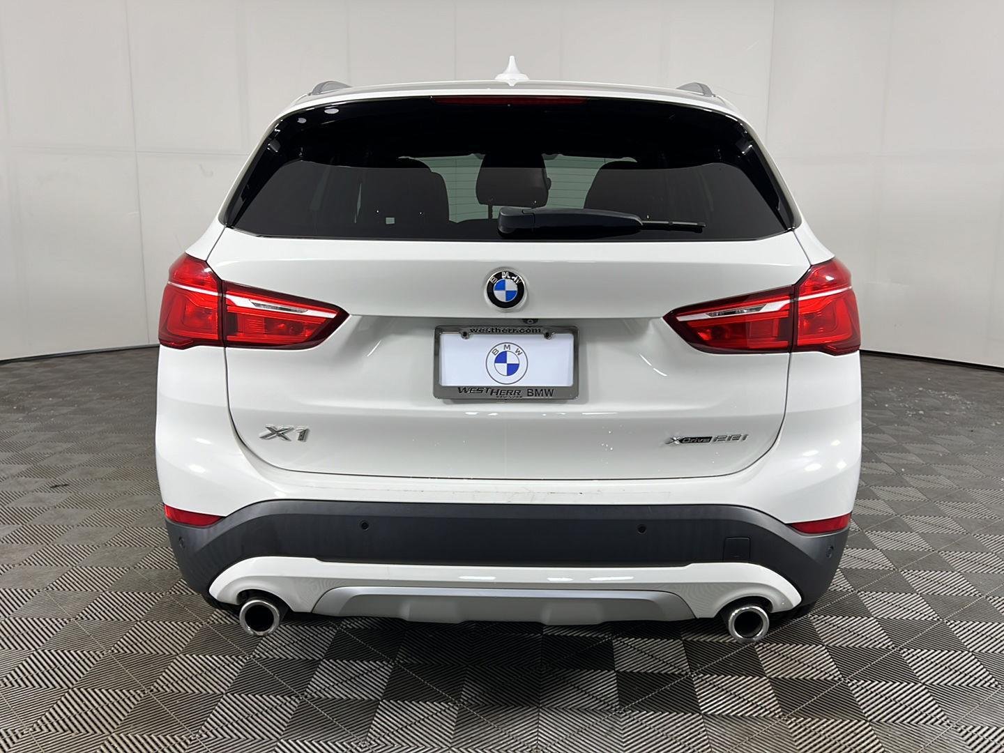 Used 2021 Alpine White BMW xDrive28i image 6