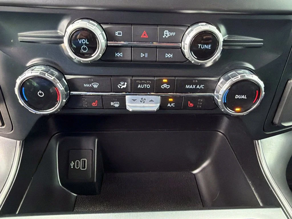 Used 2025 Black Ford Tremor image 24