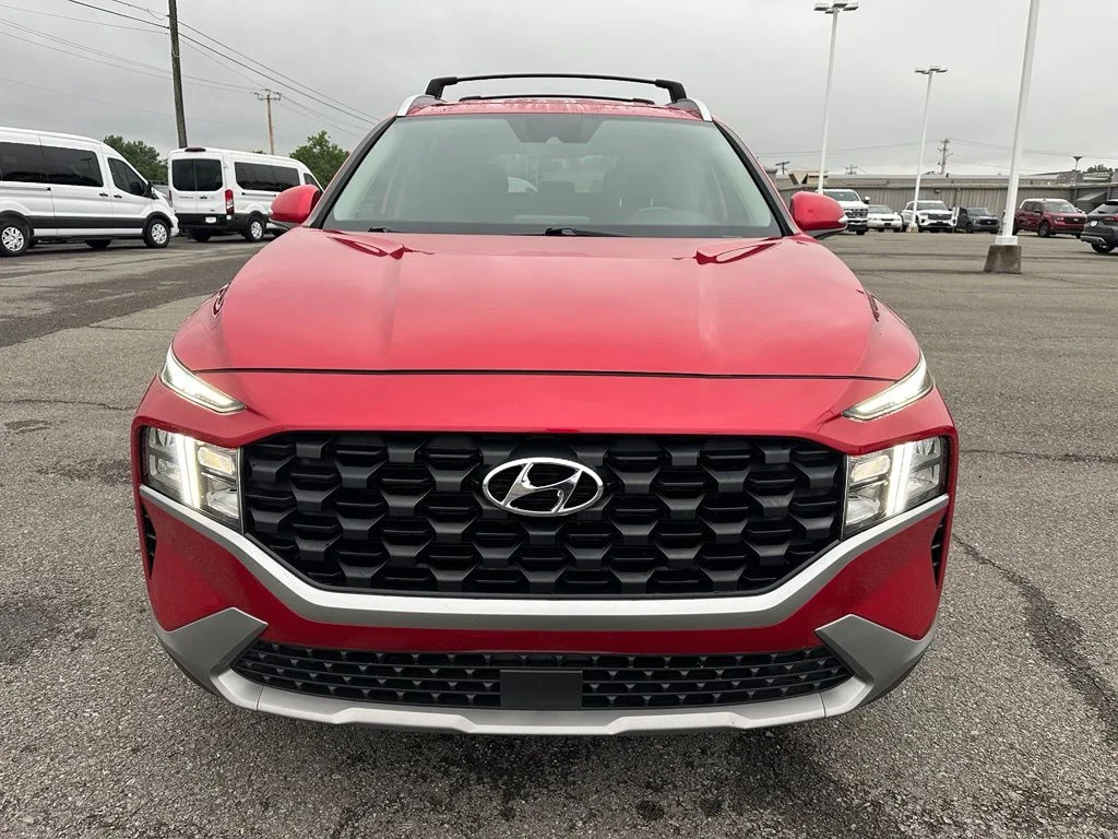 Used 2023 Red Hyundai SEL image 3
