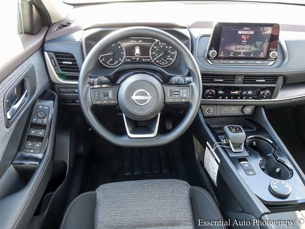 2023 NISSAN ROGUE - Image 10