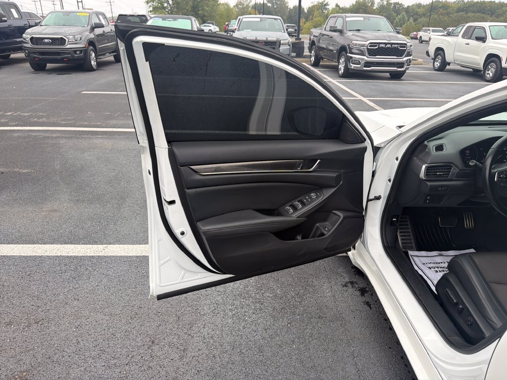 Used 2022 White Honda Sport image 11