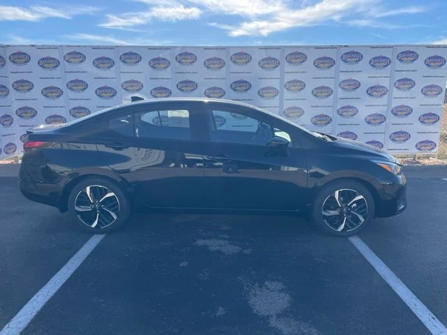 2025 Nissan Versa Sedan SR