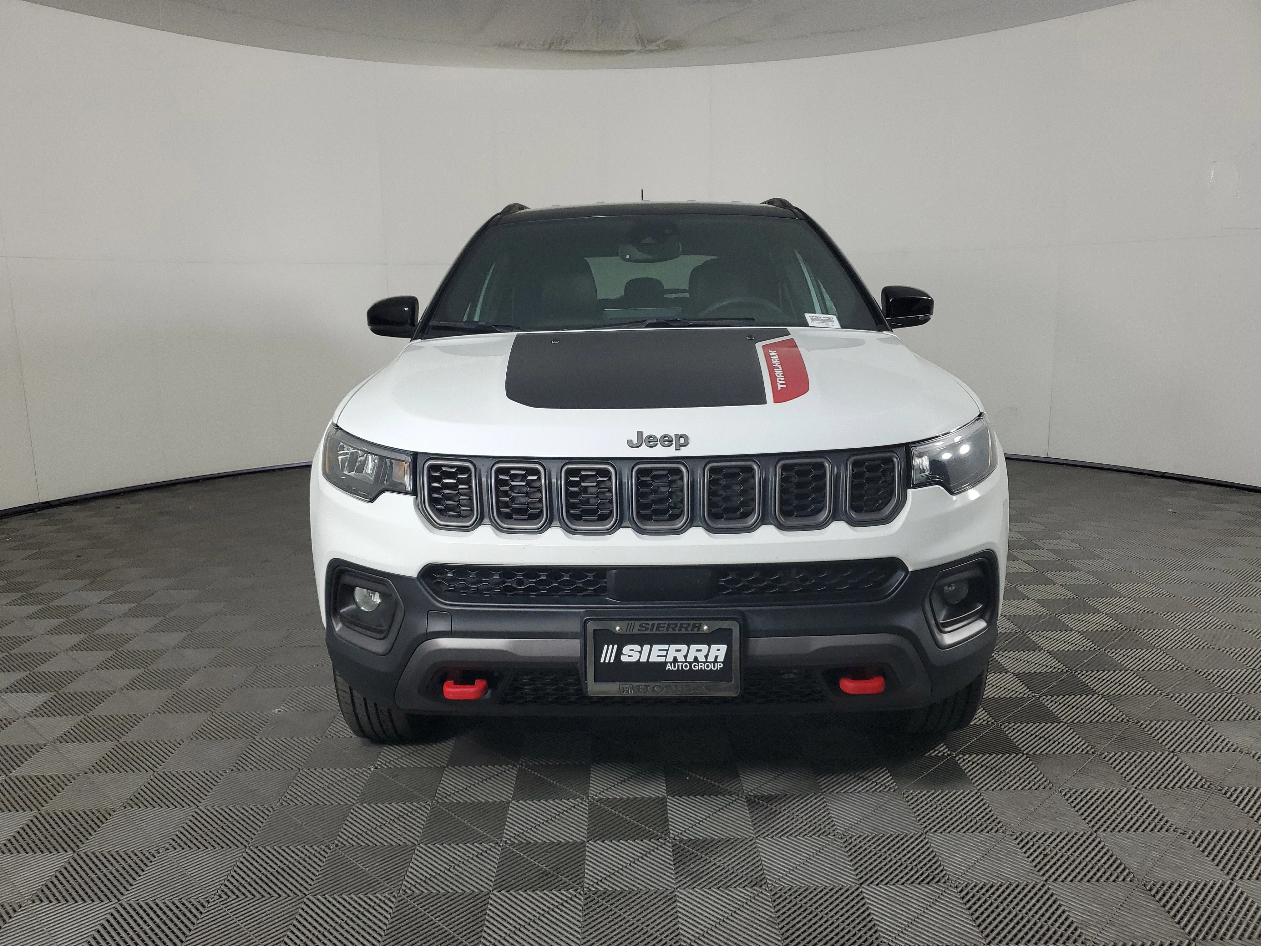 2025 Jeep Compass Trailhawk - Photo 9