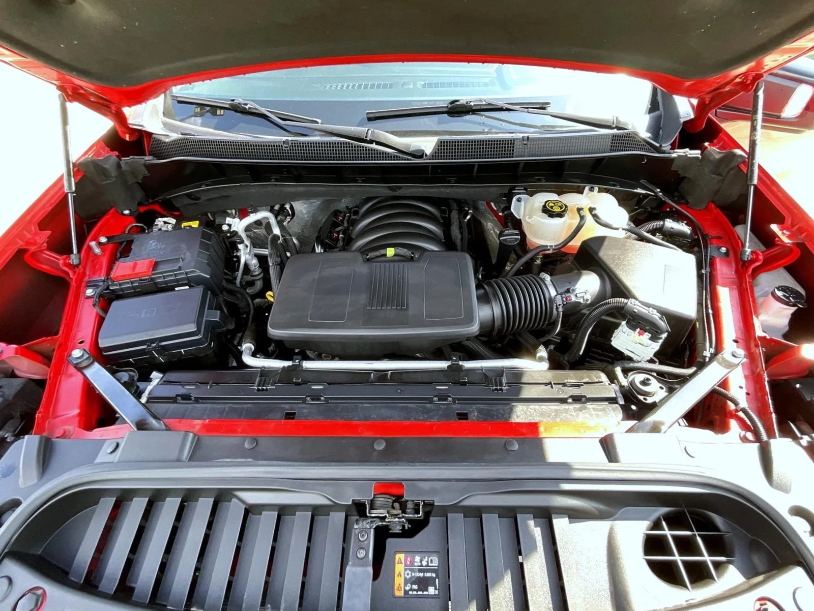 Used 2023 Red Chevrolet RST image 28
