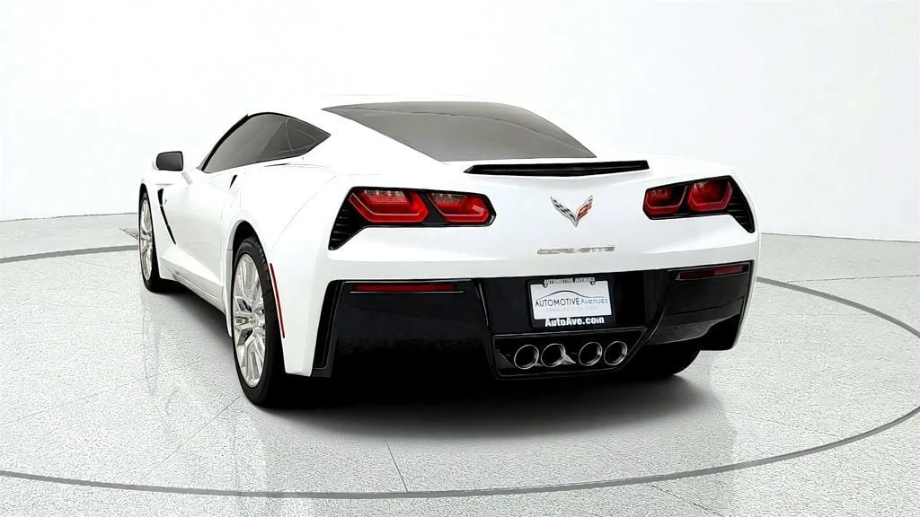 Used 2015 Arctic White Chevrolet 2dr Stingray Coupe w/1LT w/ 8-Speed Auto image 6