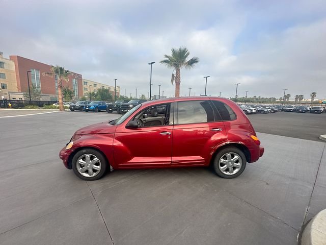 Used 2004 Red Chrysler Limited image 4