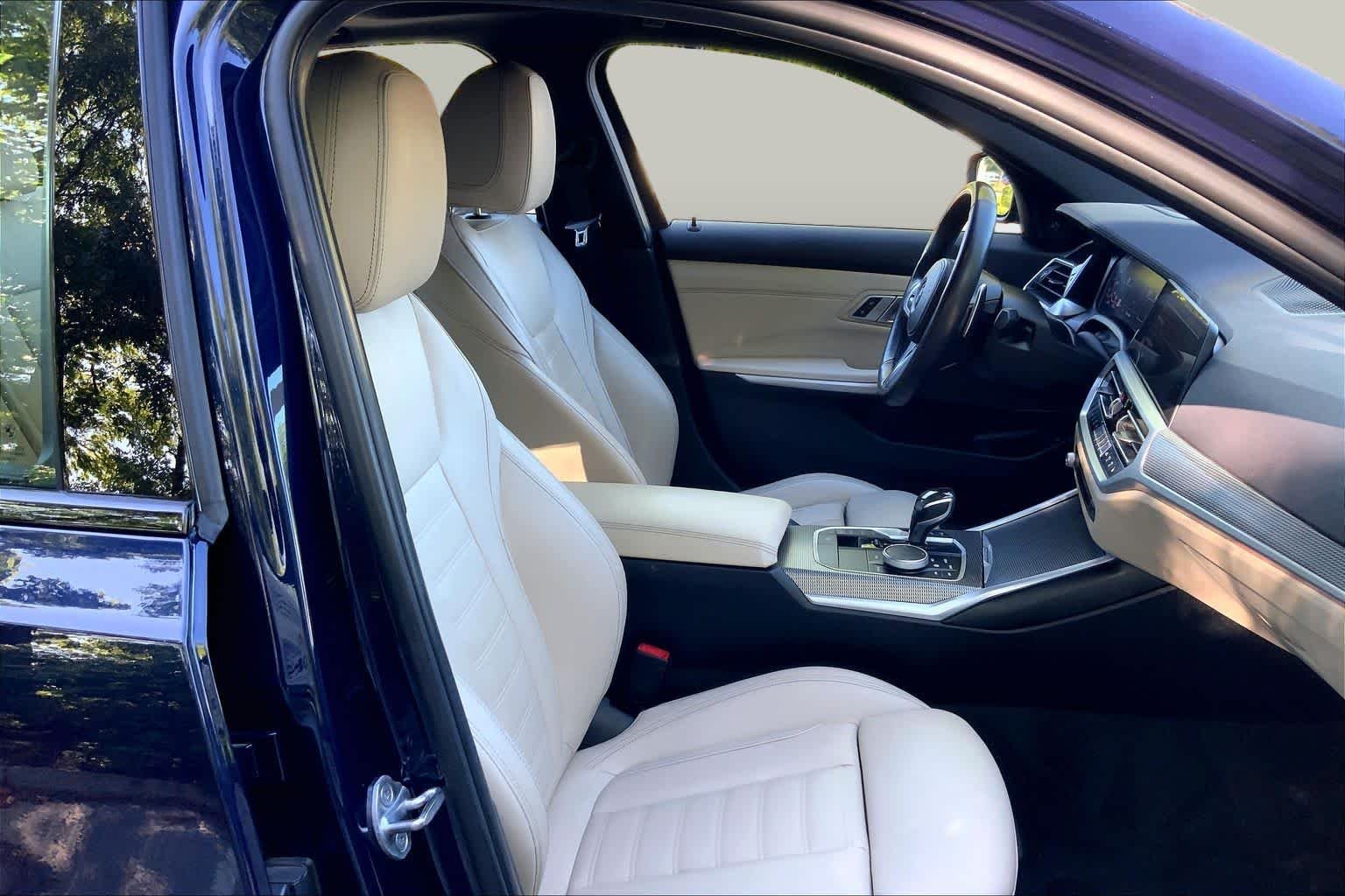 Used 2020 Tanzanite Blue II Metallic BMW M340i xDrive image 7