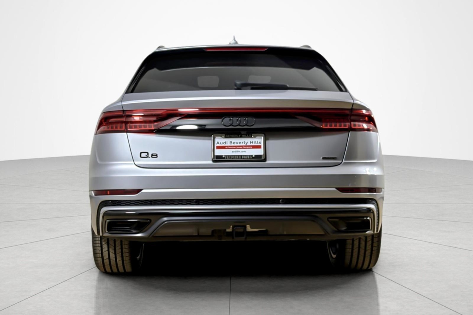 Used 2022 Florett Silver Metallic Audi Premium Plus 55 TFSI quattro image 4