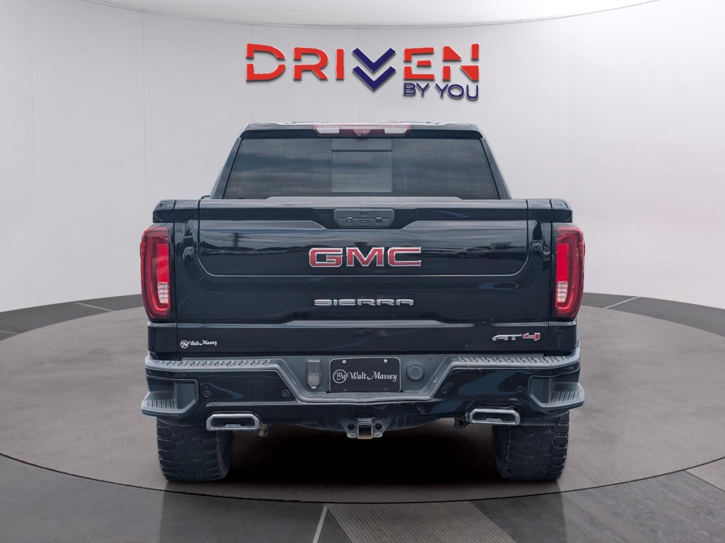 Used 2021 Onyx Black GMC AT4 image 4