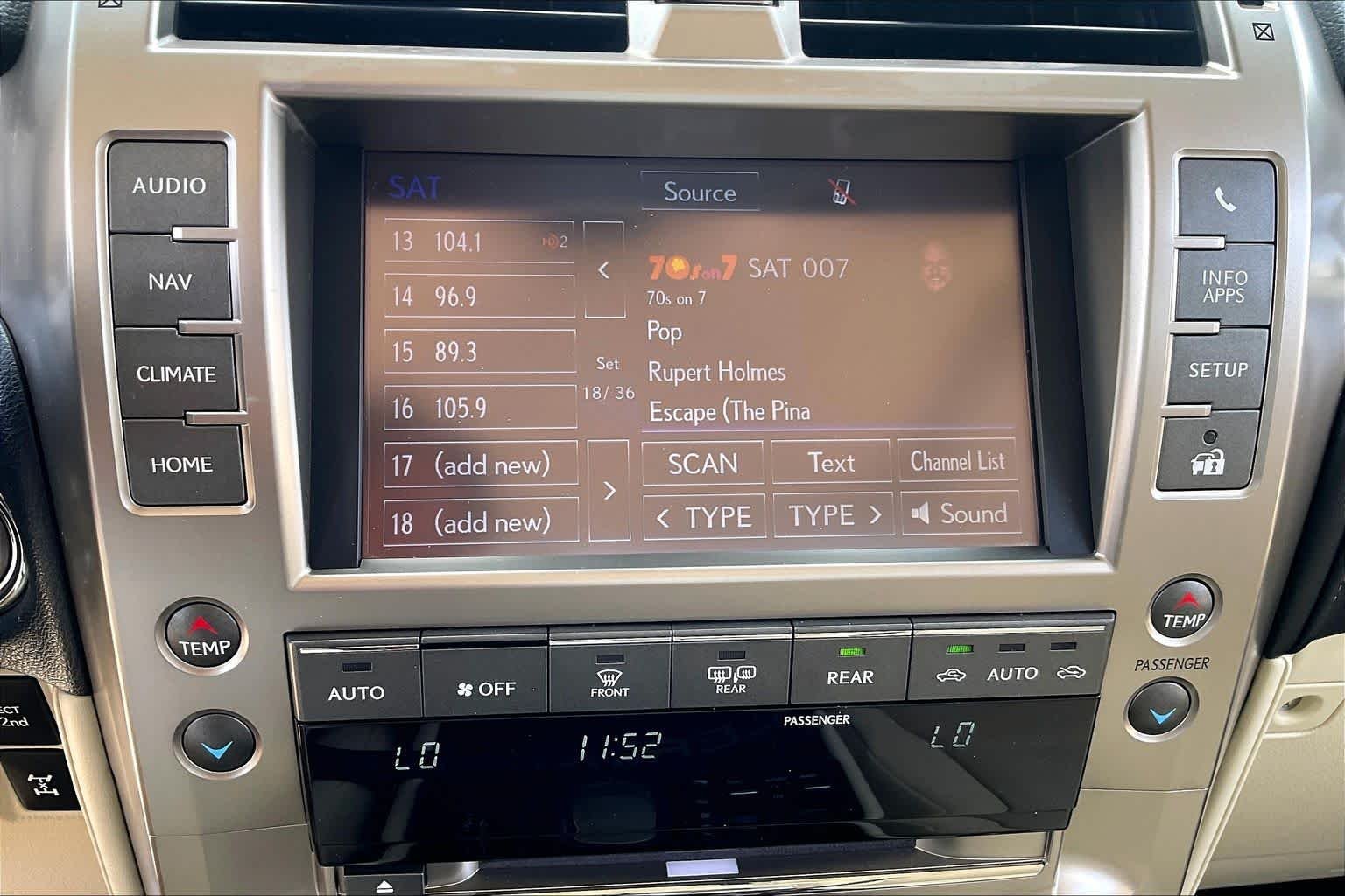 Used 2021 Starfire Pearl Lexus Premium image 31